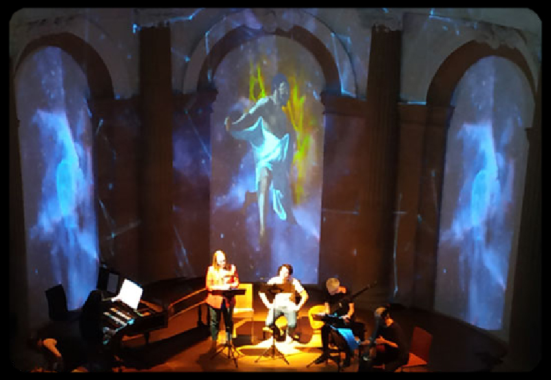  «Ciels, mes constellations». Image et vidéo du spectacle. ensemble musical Fuoco E Cenere. Jay Bernfeld. image de la création vidéo de Sébastien Sidaner.