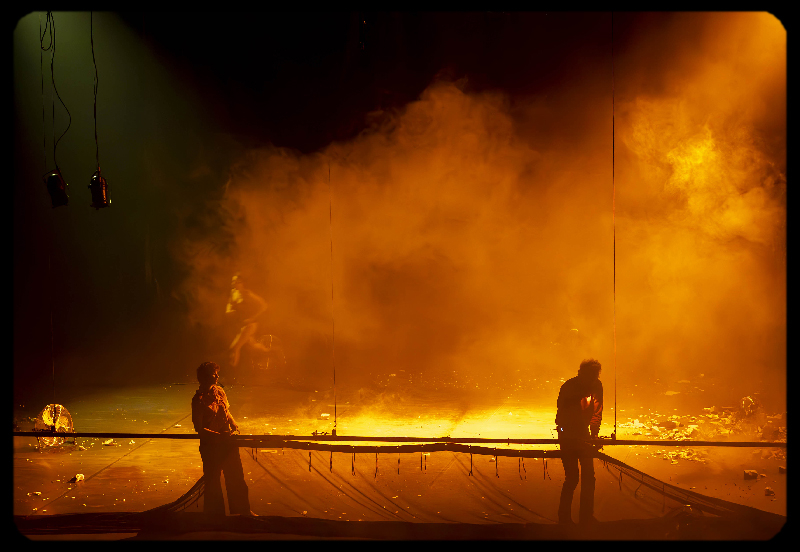Technique de l’orage — création vidéo et direction technique pour théâtre numérique contemporain par Sébastien Sidaner.